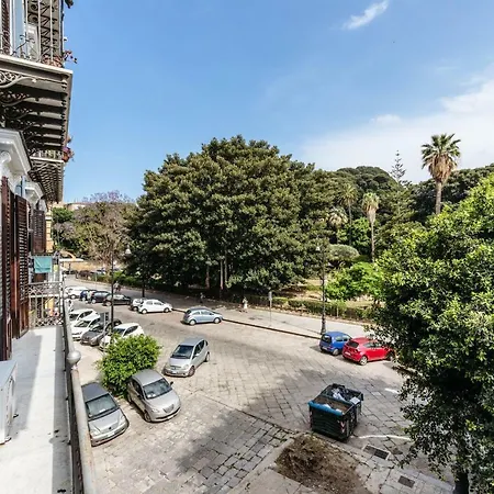 Piazza Marina By Domusicily Apartment